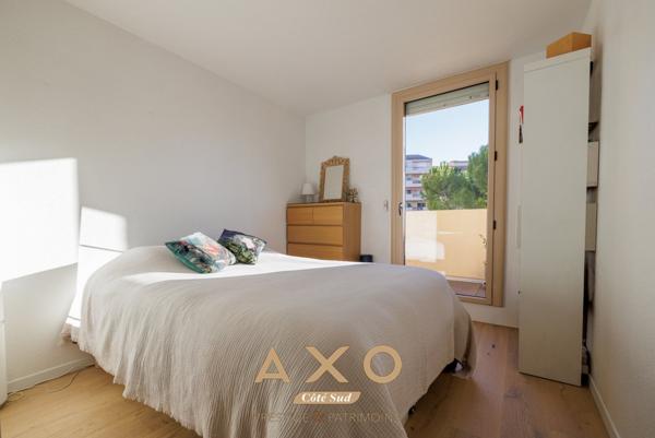 AIX - EN - PROVENCE - APPARTEMENT - T4 - TERRASSE - VUE - 560 000 