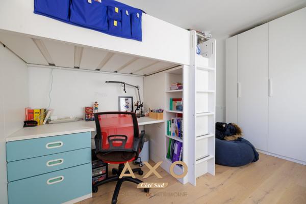 AIX - EN - PROVENCE - APPARTEMENT - T4 - TERRASSE - VUE - 560 000 