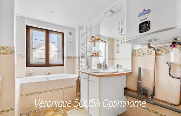 Appartement 5 pièces avec terrasse et box, à 7 min du RER SAINT GERMAIN EN LAYE
