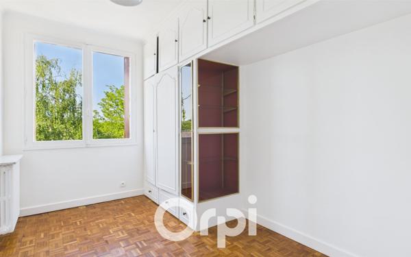 Appartement à louer    4 pièces • 106,18 m2 Sèvres