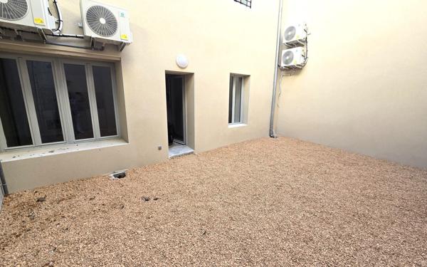 Maison à vendre    14 pièces •  Sallèles-d'Aude