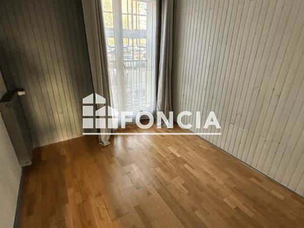 Location Appartement 3 pièces 65.67 m² - 22 RUE DES MEZEREAUX Melun 77000