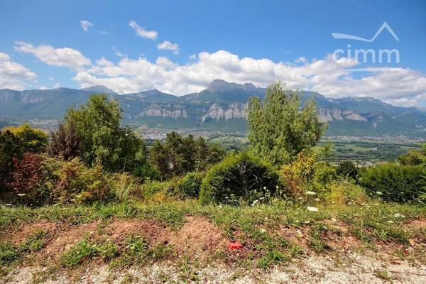 🏡 Terrain Constructible à Vendre – Froges