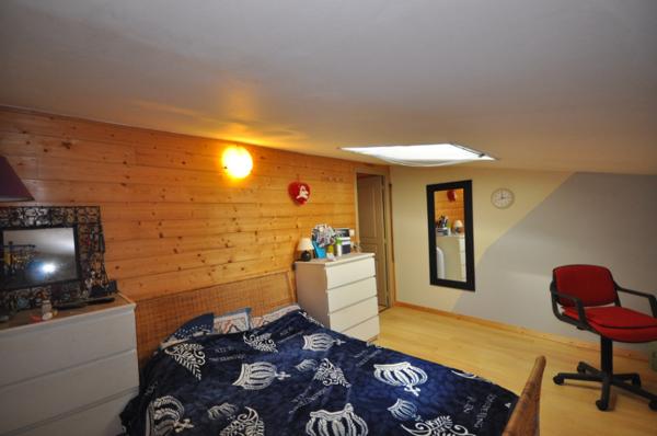 CINTEGABELLE-MAISON 3 PIÈCE(S) 102 M2