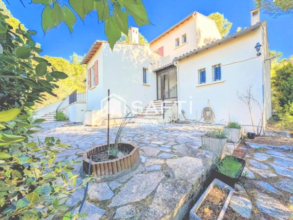 MAISON DE 125 M², 4 CHAMBRES AVEC GARAGE ET JARDIN