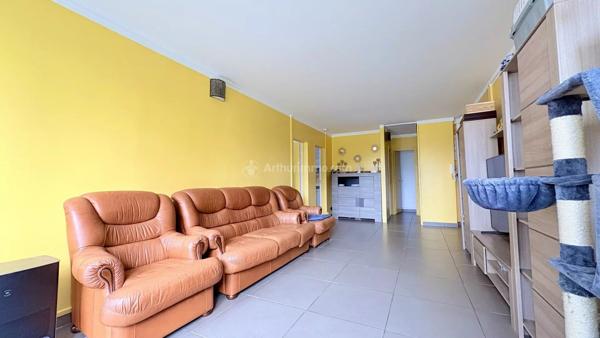 Vente                                                      Appartement
                        
                     4 pièces                      73 m2                     à Lagny-sur-Marne