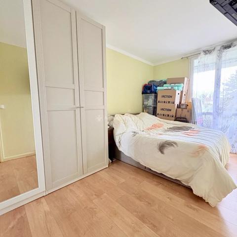 Vente                                                      Appartement
                        
                     4 pièces                      73 m2                     à Lagny-sur-Marne