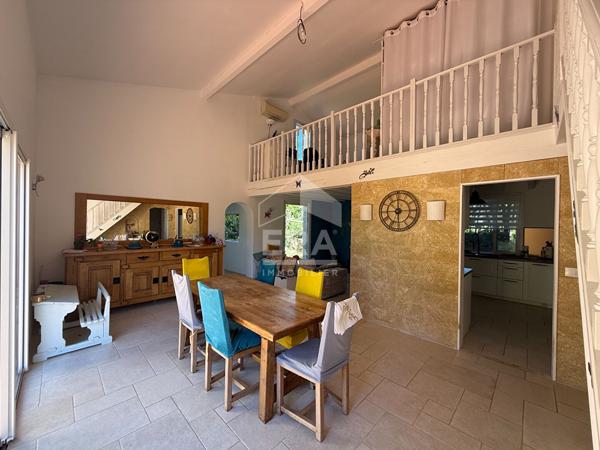 A VENDRE 83910 POURRIERES MAISON TYPE 4 DE 110 M² SUR 1200 M² DE JARDIN PISCINE GARAGE