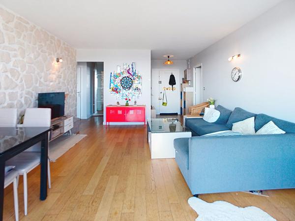 Vue panoramique sur Angers : superbe appartement T3 renove avec balcon et ascenseur