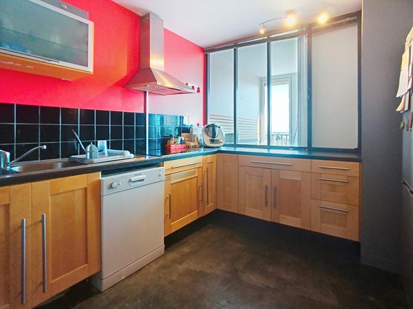 Vue panoramique sur Angers : superbe appartement T3 renove avec balcon et ascenseur