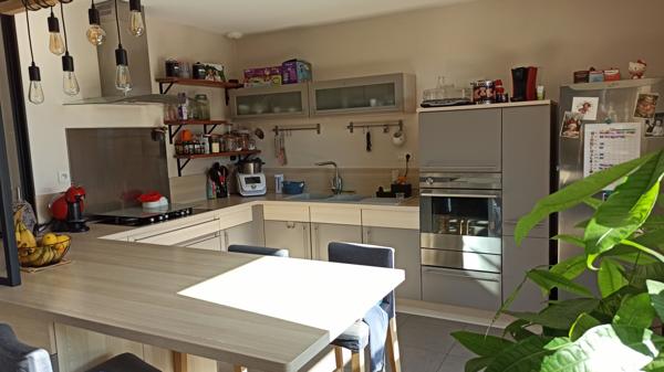 Pavillon, 160m², 2881m² de terrain