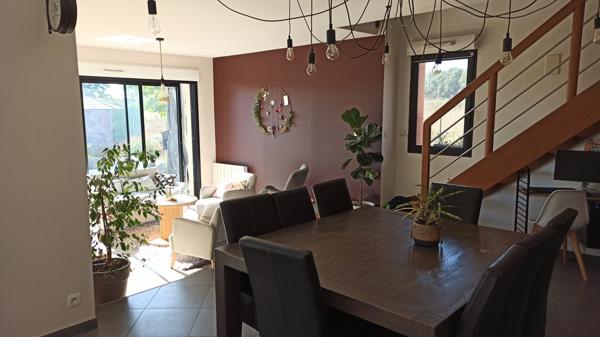 Pavillon, 160m², 2881m² de terrain