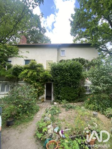 Maison à vendre 11 pièces 203,57 m² Neuilly-Plaisance