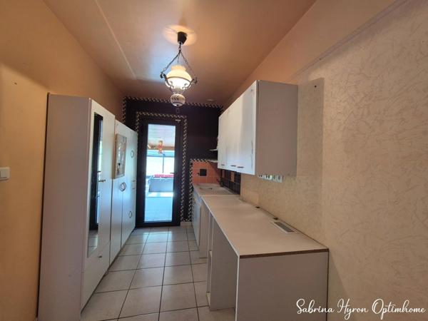 HERBIGNAC Centre, charmante maison contemporaine de 133m2 sur une parcelle de 1458m2