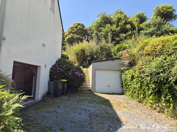 HERBIGNAC Centre, charmante maison contemporaine de 133m2 sur une parcelle de 1458m2