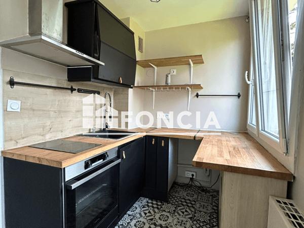 Location Studio 29.42 m² - 2-4 RUE DE LA VILAINE Orvault 44700