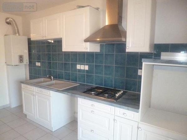 Appartement à louer à Bourg-en-Bresse dans l'Ain (01000), ref : T3 LTO 2ème