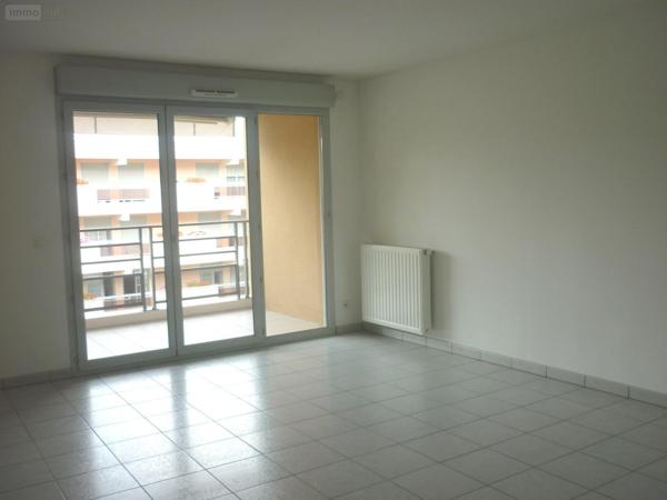 Appartement à louer à Bourg-en-Bresse dans l'Ain (01000), ref : T3 LTO 2ème
