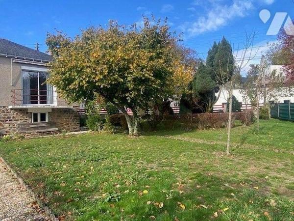 Au c?ur de Chateaubriant (44) 
Située dans un secteur résidentiel, cette maison allie confort ...