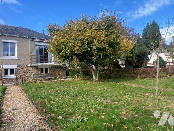 Au c?ur de Chateaubriant (44) 
Située dans un secteur résidentiel, cette maison allie confort ...