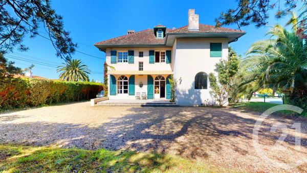 Maison à vendre  9 pièces - 263,33 m2 ANGLET - 64