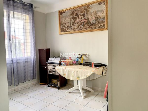 Appartement à vendre en viager occupé à Saint Génis des Fontaines 4 pièce(s) 72 m2 , jardin et garage