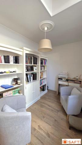 Superbe longère T6 de 163m², habitable de plain pied, sur un parc de 1884m²