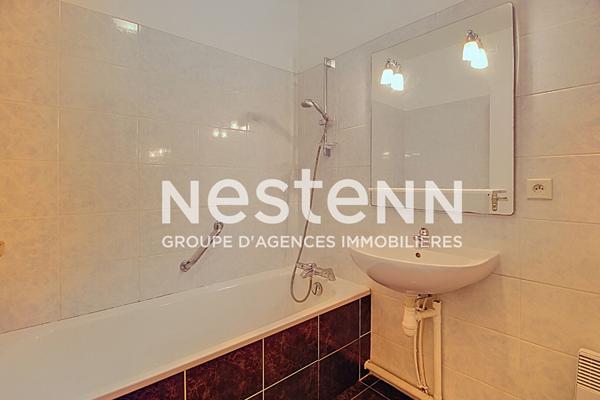 Appartement 2 pièces rez de jardin 1 chambre avec Terrasse parking et cave - 69500 BRON