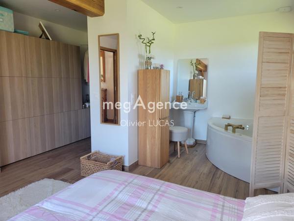 Maison à BOUQUETOT, 27310 - 9 pièces 236m²