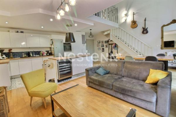 Appartement Lyon 8, duplex familial, 4 pièces avec balcon, garages