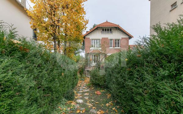 Maison à vendre    4 pièces • 72,50 m2 Le Raincy