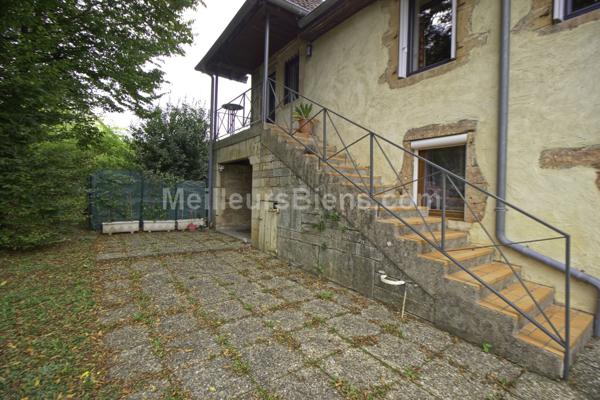 Grand appartement neuf avec balcon pour investir 137000 € à Sampans