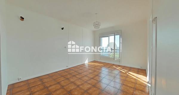 Location Appartement 2 pièces 42.5 m² - Aulnay-sous-bois 93600