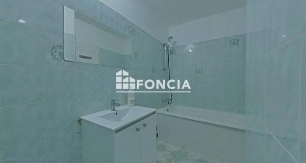 Location Appartement 2 pièces 42.5 m² - Aulnay-sous-bois 93600