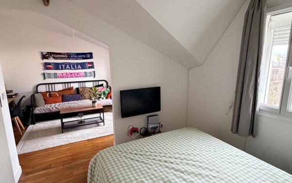 Maison à vendre    7 pièces • 143,42 m2 Champigny-sur-Marne