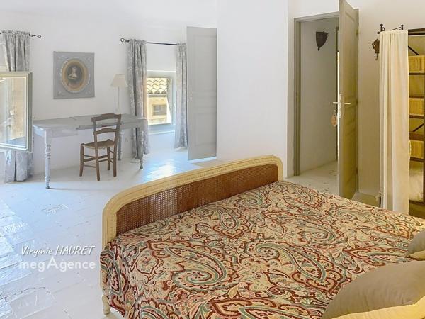 Maison à LEZIGNAN-CORBIERES, 11200 - 10 pièces 270m²