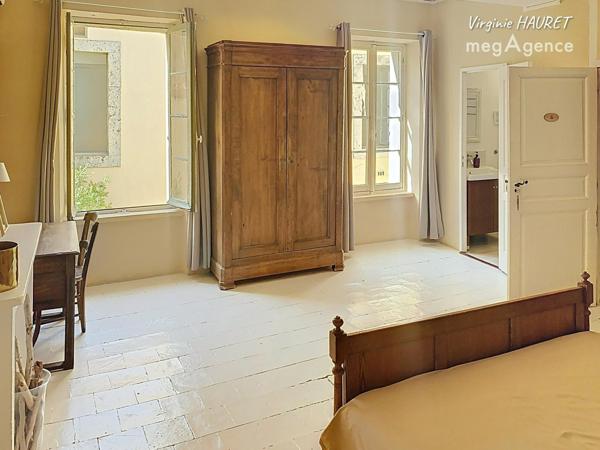 Maison à LEZIGNAN-CORBIERES, 11200 - 10 pièces 270m²