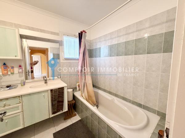 Villa 4 pièce(s) 3 chambre(s) 110 m²