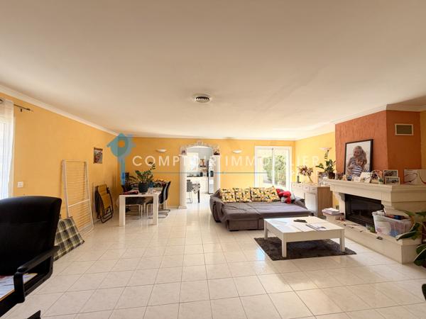 Villa 4 pièce(s) 3 chambre(s) 110 m²