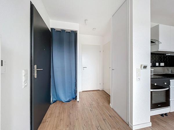 Appartement Saint Herblain, 1 Chambre, Balcon, Place de parking 40.36 m2