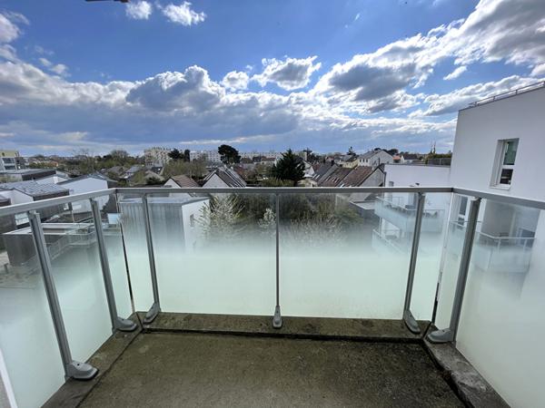 Appartement Saint Herblain, 1 Chambre, Balcon, Place de parking 40.36 m2
