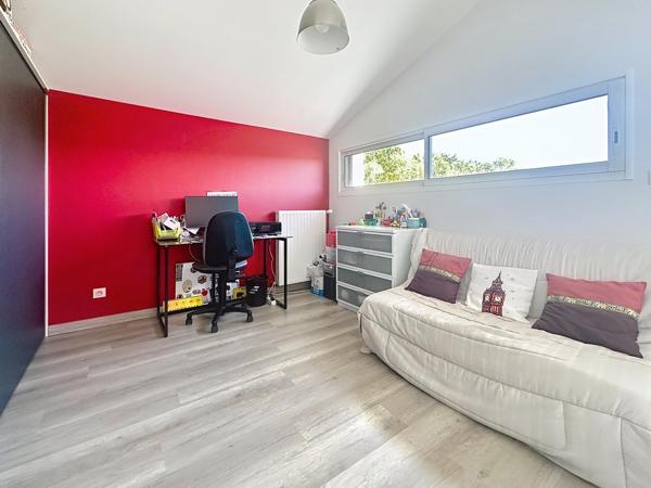 Elégante propriété de 195m² avec piscine