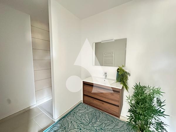 Appartement 4 pièces 79.66 m2