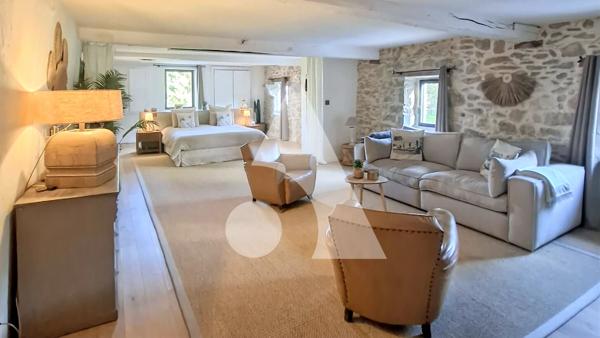 Demeure de Prestige 7 pièces 256.48 m2