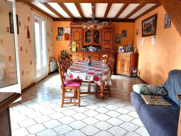 Maison à vendre à Rives-d'Andaine dans l'Orne (61140), ref : 61049-1028