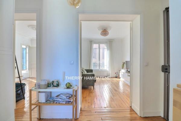 COLONIE !! A 5MN à pied de la gare du centre ville appartement bourgeois de style parisien 3 pieces 2 chambres 54m2 proche tous commerces et écoles