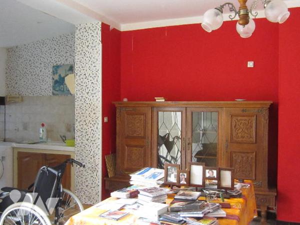 Maison de ville à rénover sur RDC et étage TYPE 3 avec JARDIN