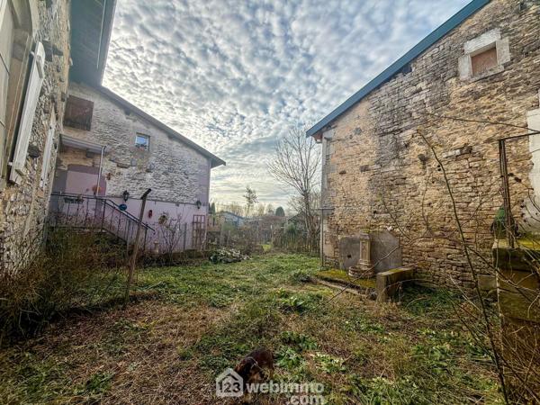 Maison de village 130 m² à Curel 52300