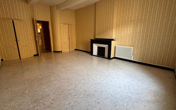 Maison à vendre    2 pièces •  Castelnaudary