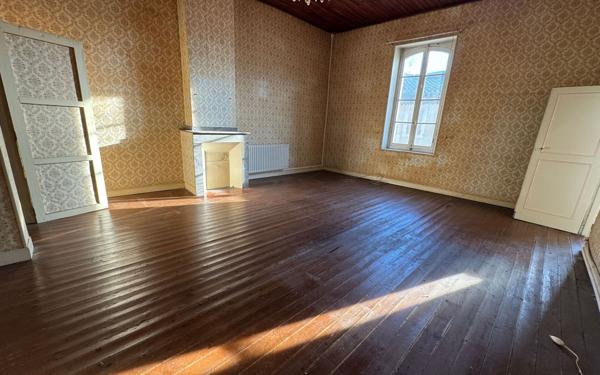 Maison à vendre    2 pièces •  Castelnaudary